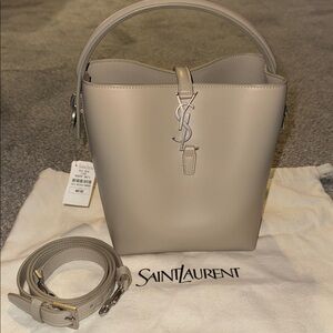 New Saint Laurent Le 37 small bucket bag
